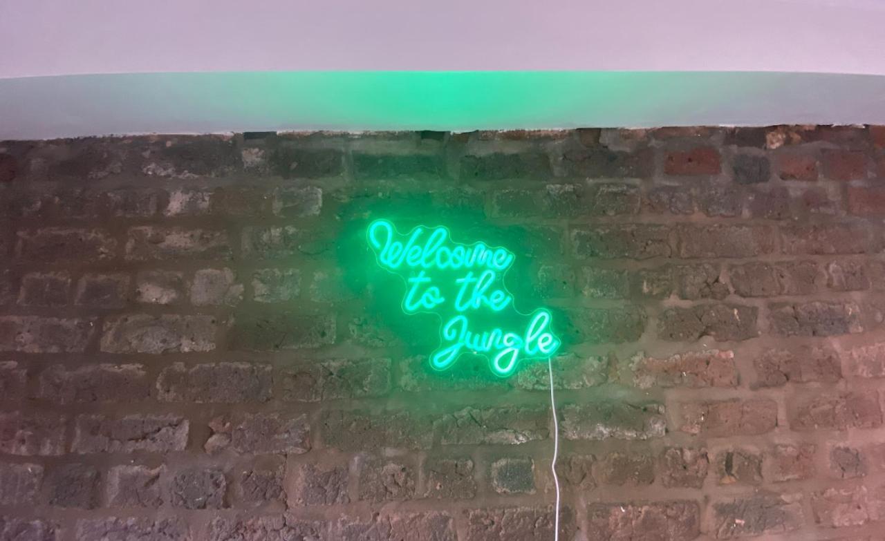 Button Street By Ustay Aparthotels Liverpool Bagian luar foto